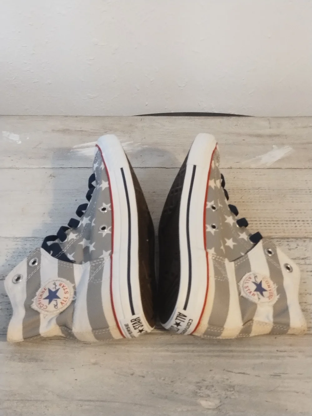 Converse Chuck Taylor Size 6 Junior Hi Tops Gray American Flag Stars and Stripes